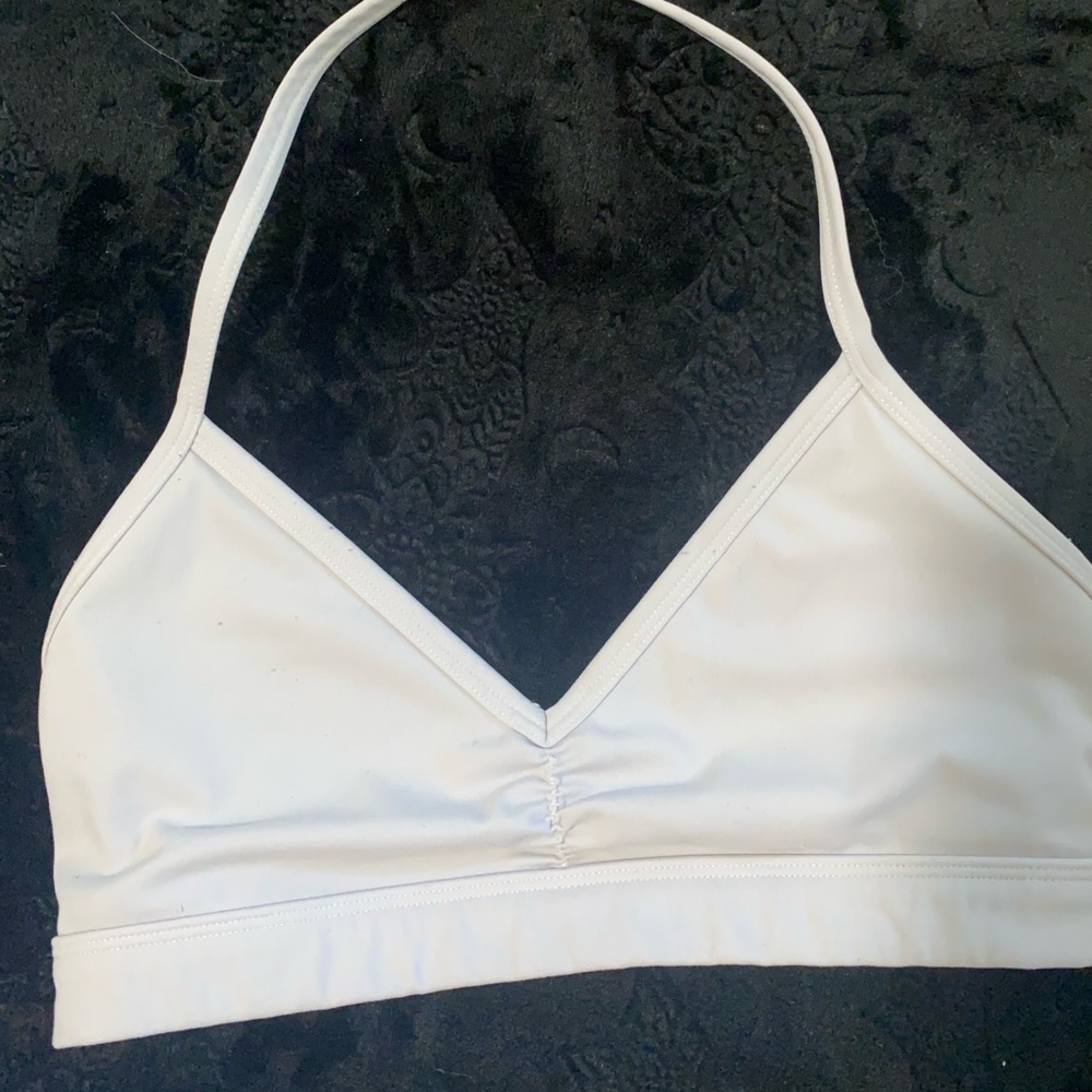 aurola scrunched sports bra, gymshark copycat top.